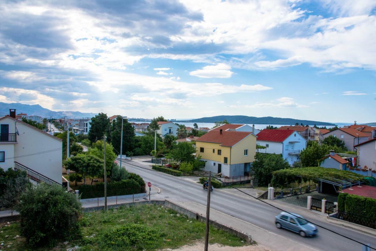 Apartment Sara Kaštela Exterior foto